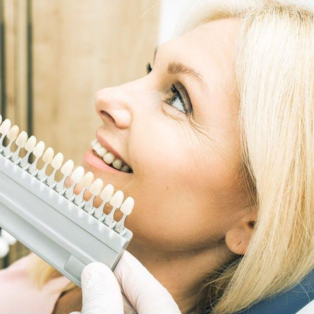 Read more about the article What to Expect During a Same-Day Crown Appointment